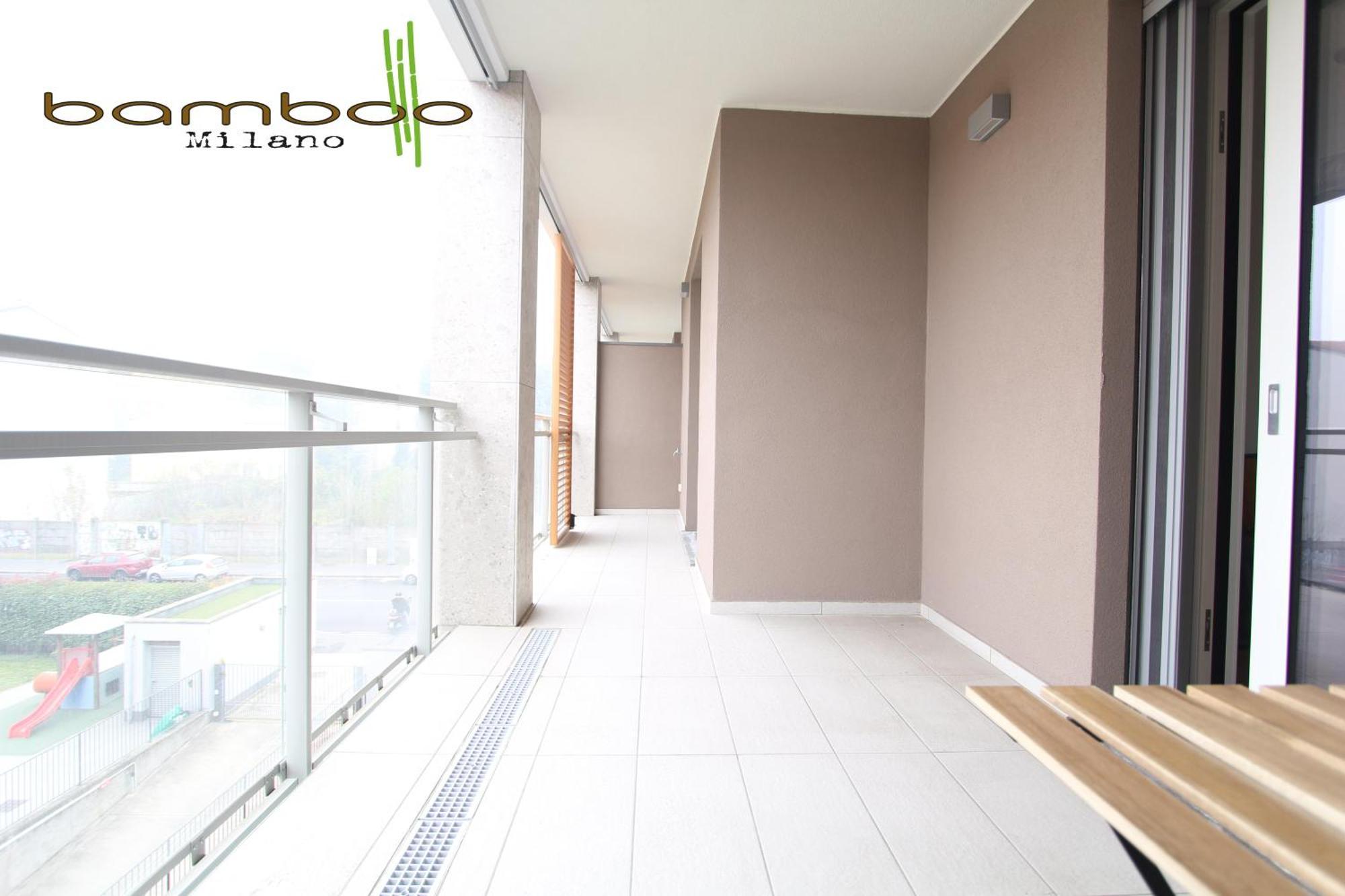 Bamboo Rutilia * Milan