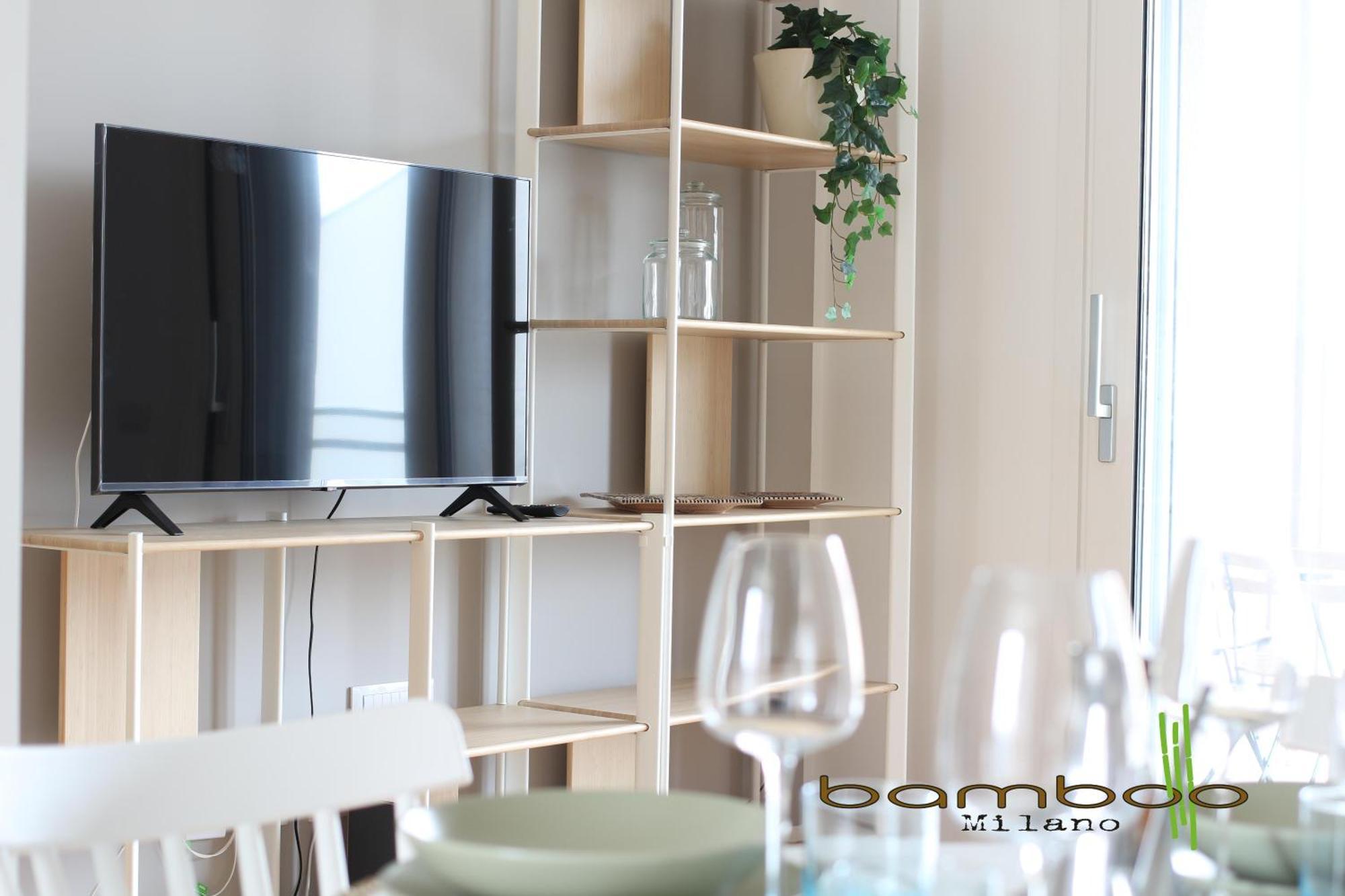 Bamboo Rutilia * Milan
